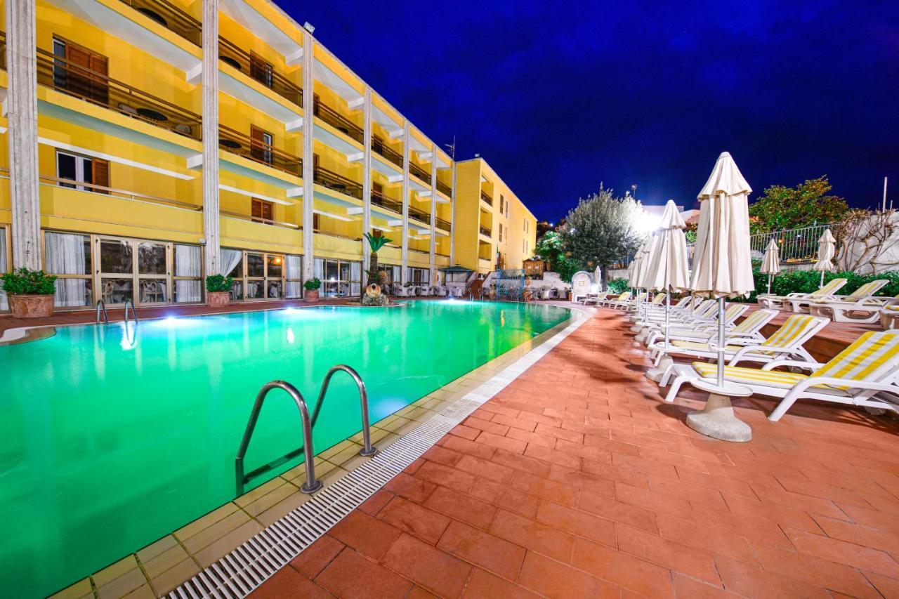 Grand Hotel Terme Di Augusto Lacco Ameno  Exterior foto